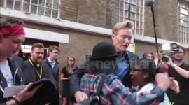 Conan O'Brien greets fans in London