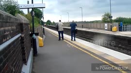 Trains at Tamworth 30/6/17 (WCML)