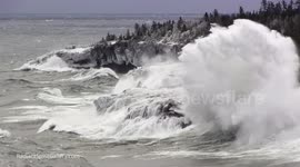 High winds create 'exploding' 50ft waves on Lake Superior