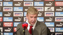 Wenger blasts Premier League for not using VAR