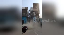 Newsflare Edit - Terrifying moment abandoned building collapses