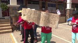 We demand bonuses - South African style