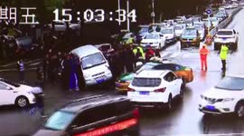 Good Samaritans rescue woman trapped under minibus