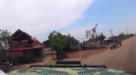 Moment driver doing 60 mph narrowly avoids two horrific collisions