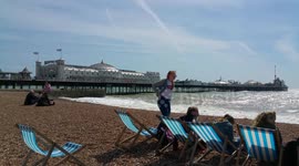Sun Bathers UK Brighton Beach Warm Weather 4k 17/04/2018