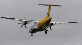 Twin propellor aircraft struggle in heavy crosswinds at Bristol airport
