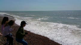 Bring on the heatwave! Brighton beachgoers make most of warm weather