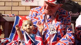 Royal babies arrive at St Mary's Hospital in London Pt2 of 9