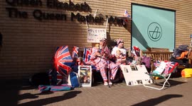 Royal babies arrive at St Mary's Hospital in London Pt9 of 9