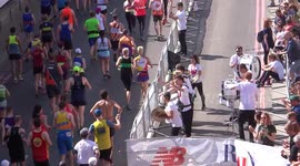 Thousands run for the London Marathon 2018