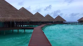 Maldives water Bungalows in 4K