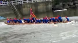China dragon boat disaster leaves 17 dead