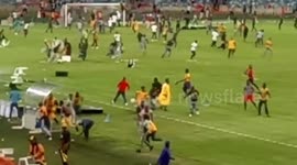 @jeff_cj31There's the video guy lying down https://t.co/61TtDvYkWL