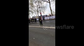 Newsflare Edit - Grenfell firemen running London marathon