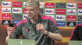 Arsene Wenger and Danny Welbeck have fun & games with the translation during press conference