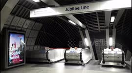 Entire Jubilee Line suspended after power failure