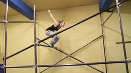 Parkour Fail Girl fall flat