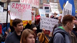 Absurdist ‘Monstration’ rally sweeps through Russian city