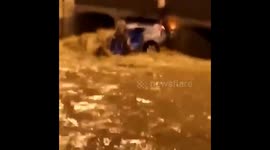 Human chain to help Saudi flood victim