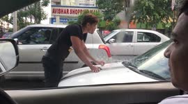 Shocking road rage confrontation captured on streets of India
