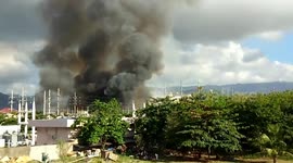 Two children killed in fire that destroyed 100 homes in Philippines