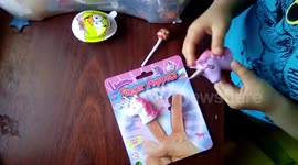 Unicorn finger puppets