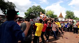 Young Buddhist undergoes bizarre initiation ceremony to become monk