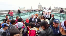 Royal Wedding rehearsal photobombed by surprise guest.