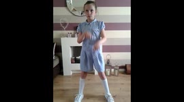 Solo Fornite Dance Craze.