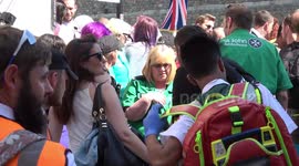Woman faints in dense crowds at Royal wedding