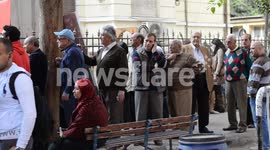 Egyptian seniors queue to vote in controversial constitutional referndum