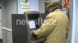 Spain_Bank workers strike (to protest layoffs)