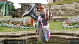 UK seaside town gets 'yarn bombed'