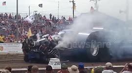 Near miss as engine malfunctions at tractor competition