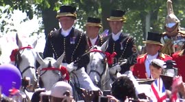 Crowds meet just married Duke and Duchess of Sussex at the wedding procession