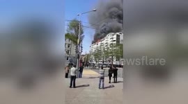 Newsflare Edit - Massive fire sweeps through residential building in Russia