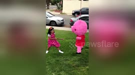 Peppa Pig pinata gets whacked by four-year-old girl, becomes an internet meme