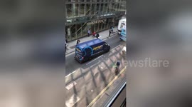 Newsflare Edit - Police have reported nothing to be alarmed about, we’ve been given the all clear ???? #London https://t.co/l35k5O8xlF