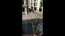 Bomb scare on Fenchurch Street, London