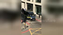 Fenchurch Street lockdown after suspicious vehicle found