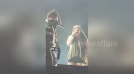 Kendrick Lamar interrupts white fan after she uses N-word on stage