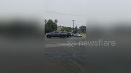 Newsflare Edit - Catfight early morning chick fight from road rage