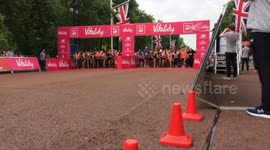 Westminster Mile Begins