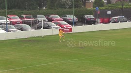 English keeper makes textbook fail in amateur match against Ireland