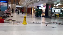 Heavy Rain Hits Liverpool Street Station