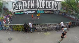 Korobka: Russian cage football