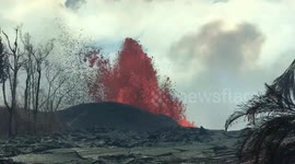 Video captures Leilani resident driving into lava zone