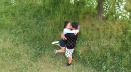 1 may couple kissing