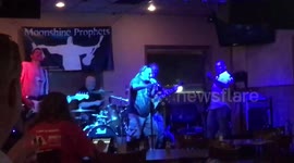 Sounds Just Like AC/DC