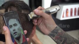 Bogota barber will snip the players into your hair